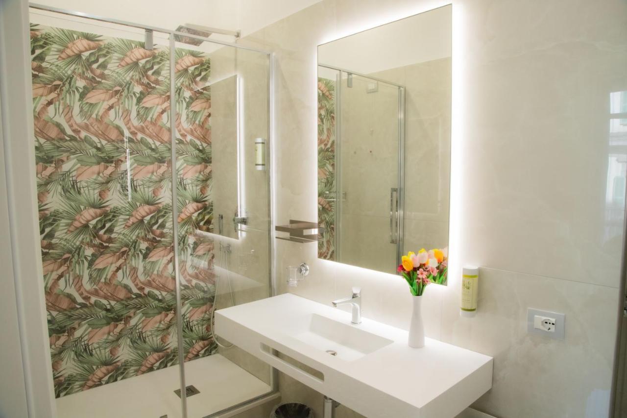 Lagi Suites Неаполь Экстерьер фото