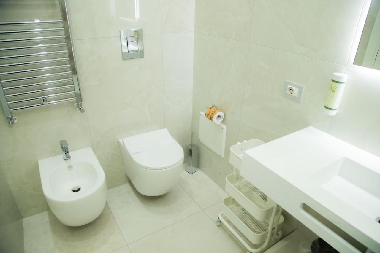 Lagi Suites Неаполь Экстерьер фото
