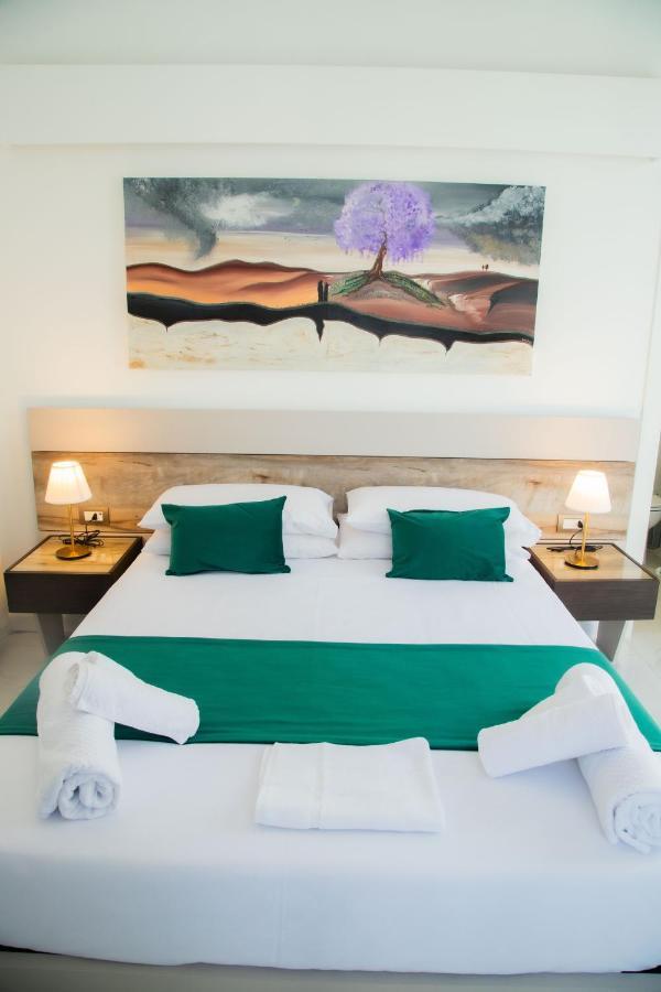 Lagi Suites Неаполь Экстерьер фото